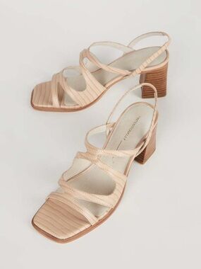 Intentionally Blank IF Heeled Sandals in Ojai Size 10